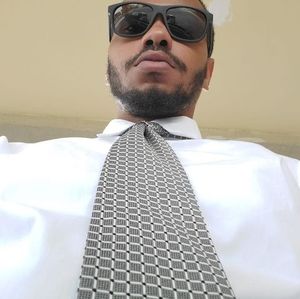 Meet your Posher, Hakeem